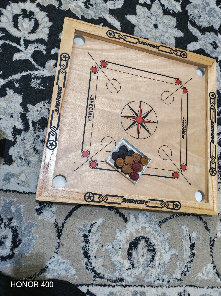 Syndicate  Carrom Board (24x24) - 1