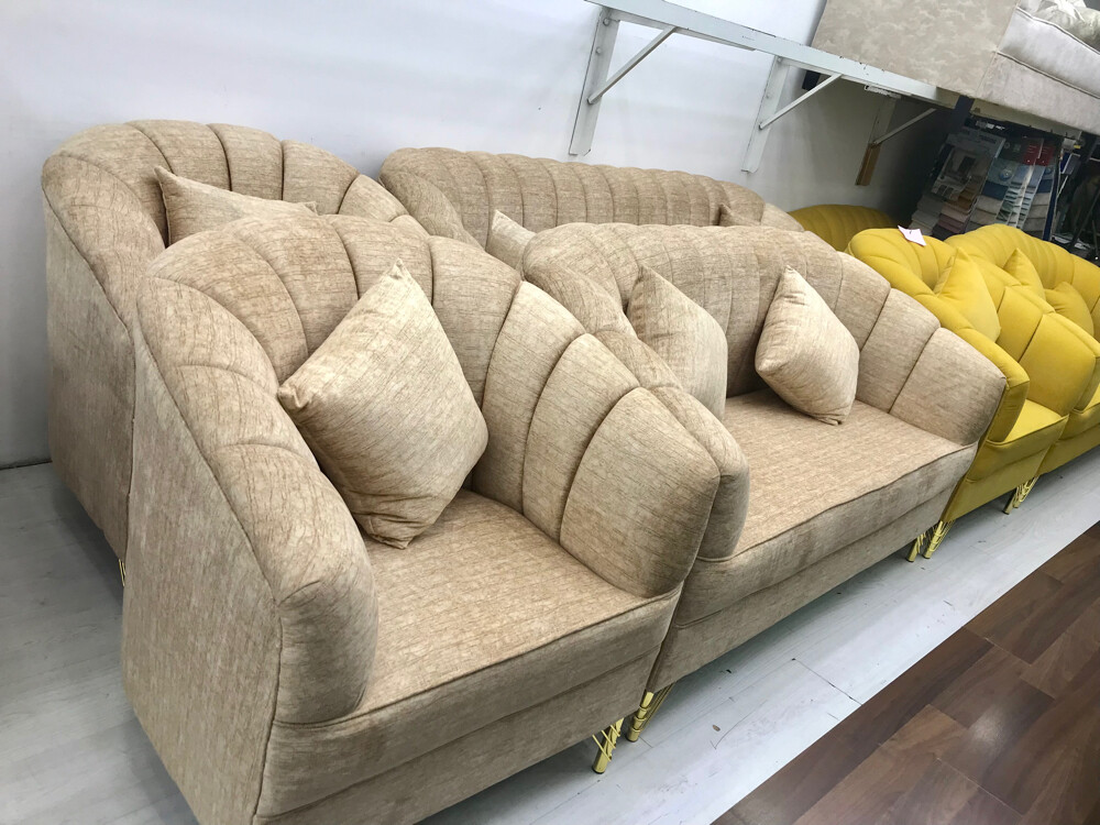 Luxury Custom Sofa Set in Qatar - 4