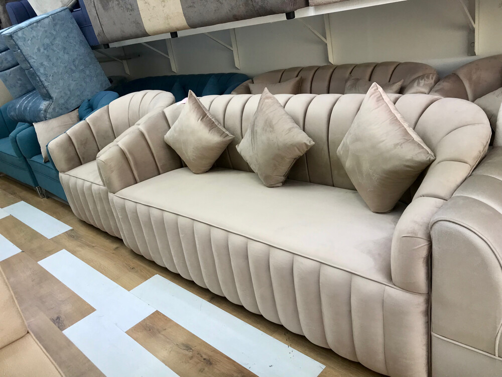 Luxury Custom Sofa Set in Qatar - 3