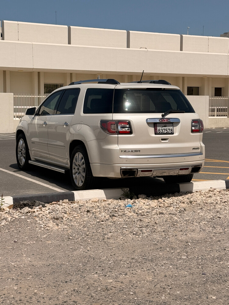 GMC Acadia Denali 2015 for Sale - 7