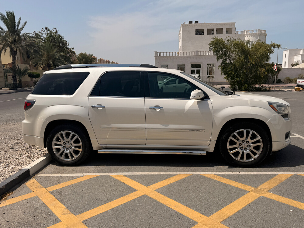 GMC Acadia Denali 2015 for Sale - 4