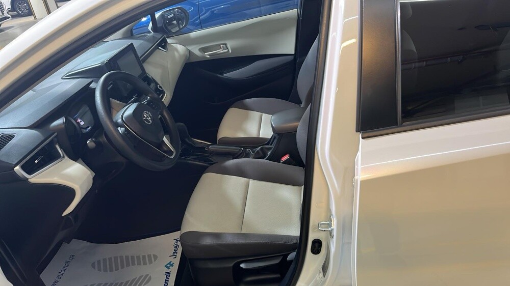 toyota corolla hybrid - 7