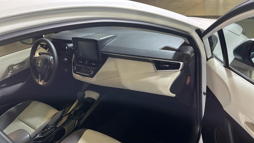 toyota corolla hybrid - 6