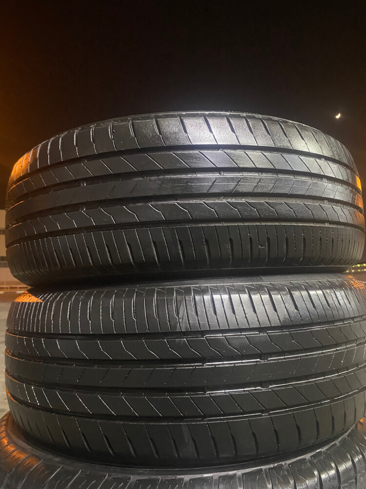 235/50/21 Brigestone tyre 30203371  - 7