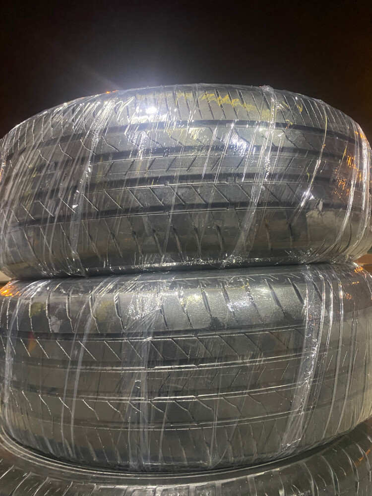 235/50/21 Brigestone tyre 30203371  - 6