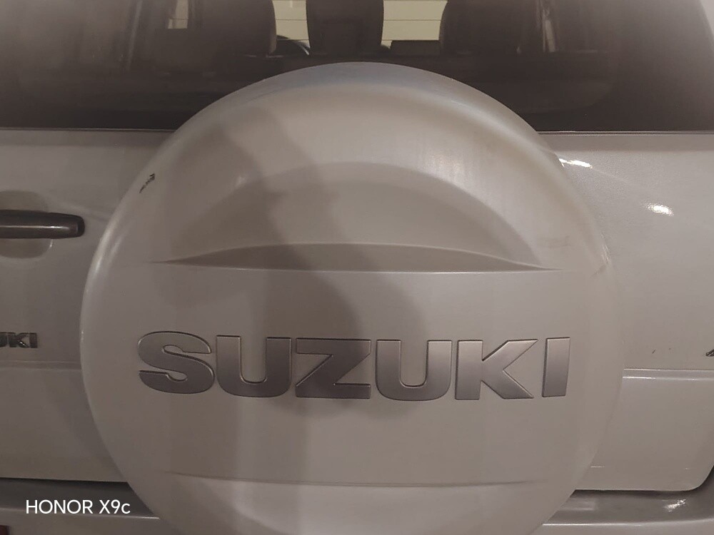 FOR SALE  SUZUKI  vitara MODEL 2013 - 5