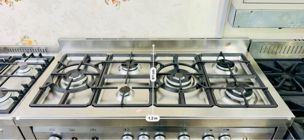 Gleam Heavy duty stove like new - 1