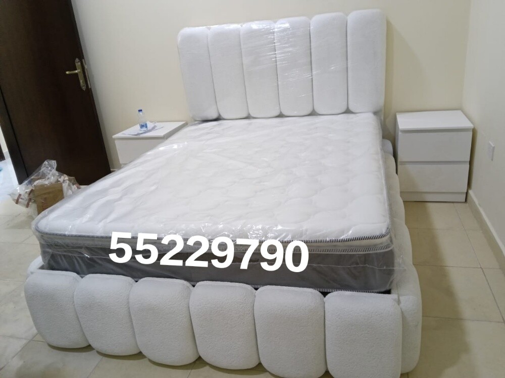 سرير بتصميم أمريكي متوفر - 8