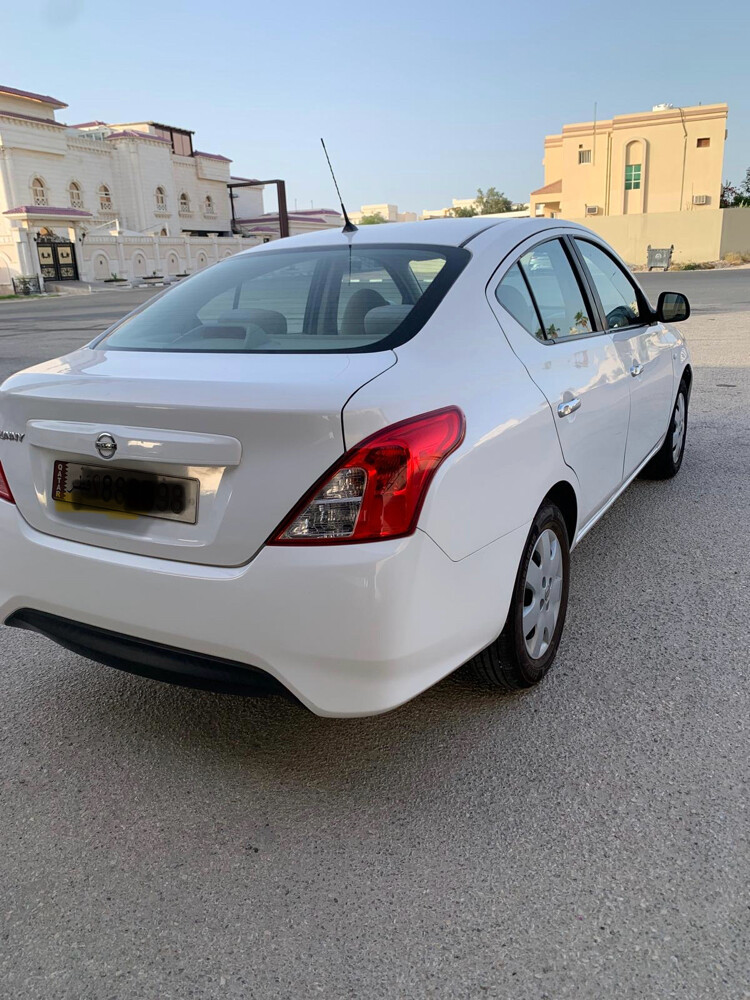 nissan sunny 2023 - 3