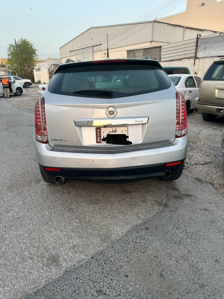 Cadillac srx all parts available - 2