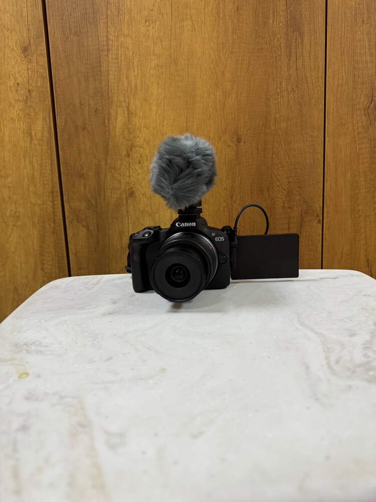 Canon EOS R50  - 6