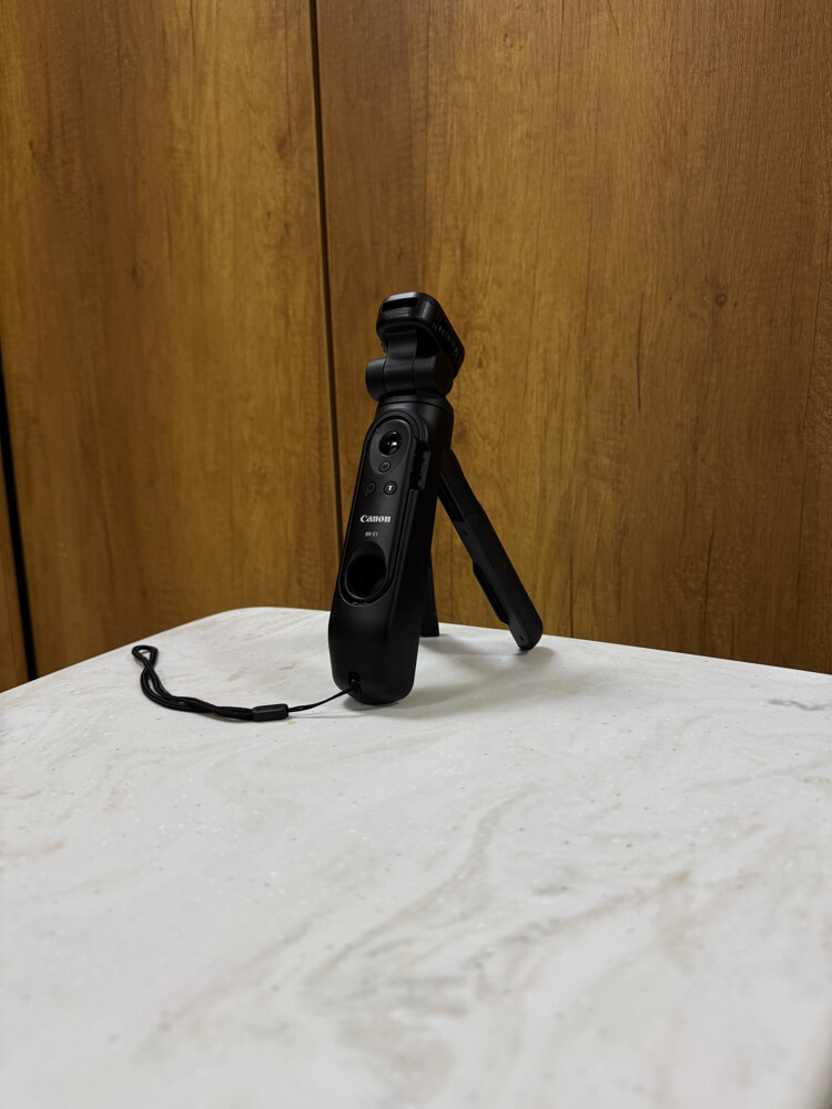 Canon EOS R50  - 8