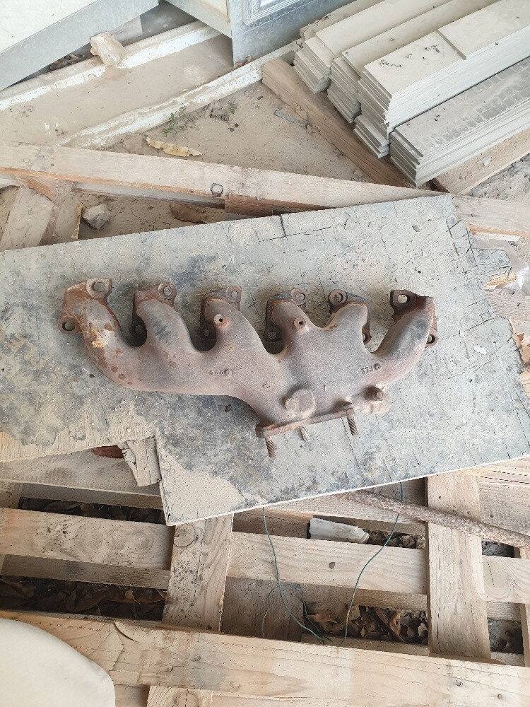 منفول نيسان ٤٢٠٠٠ - 1