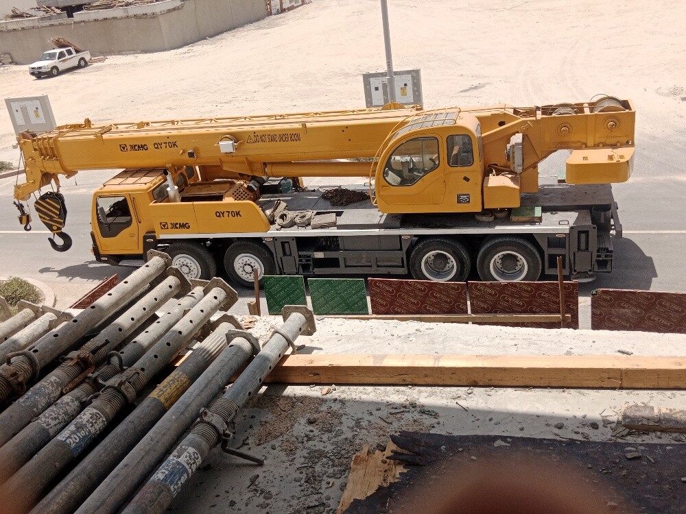 Mobile crane for rent 70 ton - 3