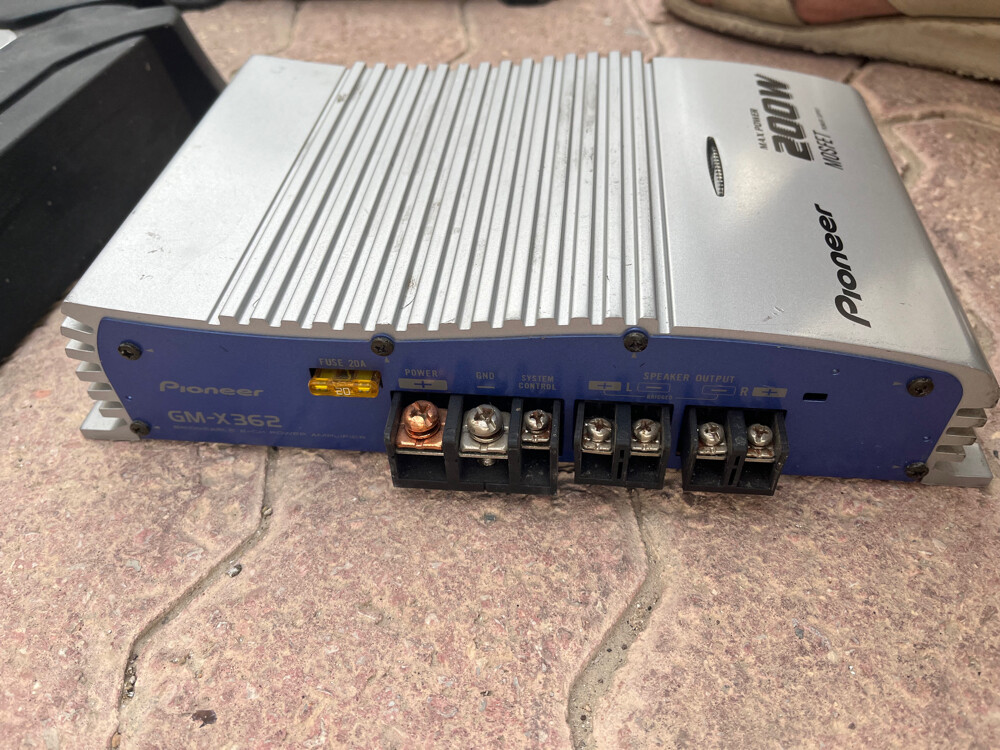 Car Amplifier & Capacitor - 5
