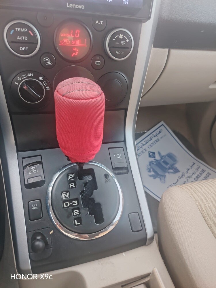 FOR SALE  SUZUKI  vitara MODEL 2013 - 8