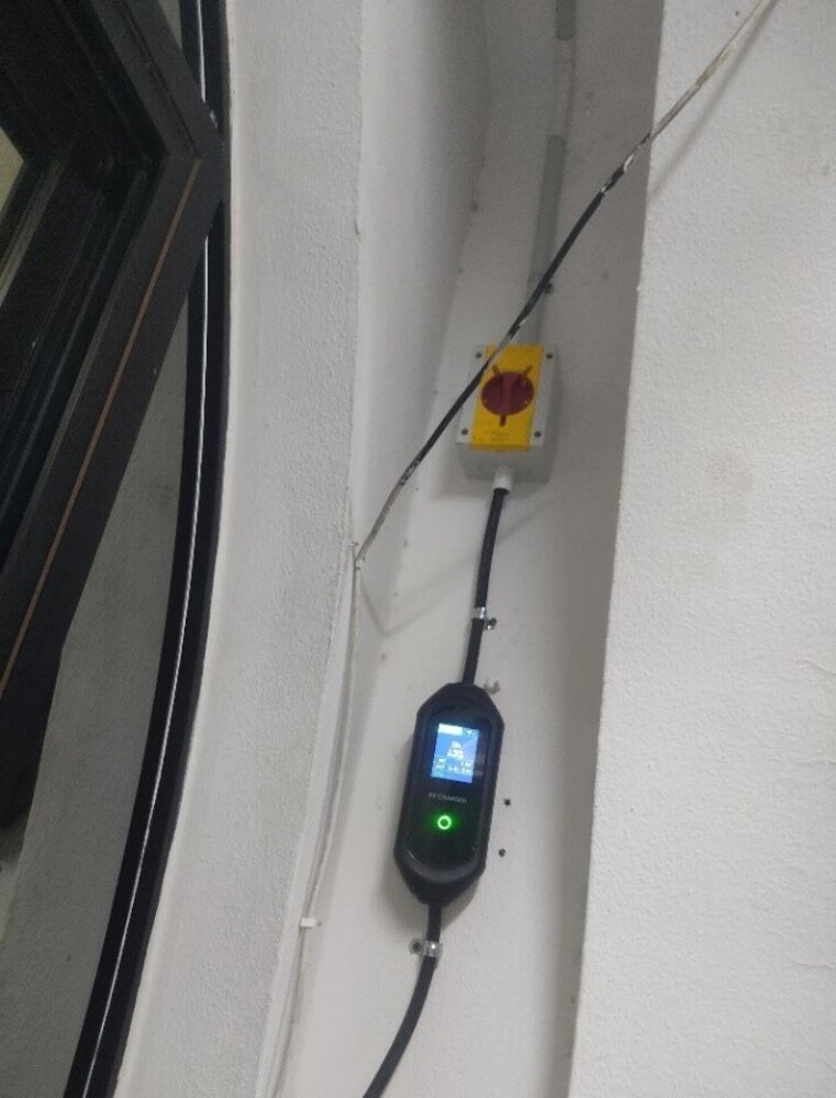 byd rox Tesla charge installation - 7