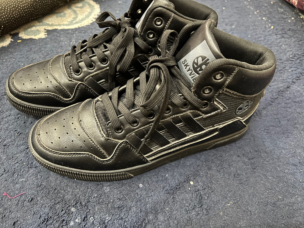 the shoes are in good condition - 2