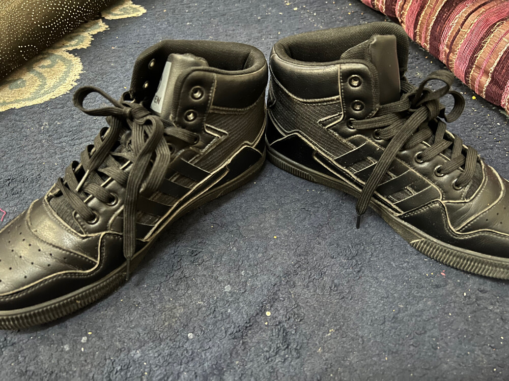 the shoes are in good condition - 3