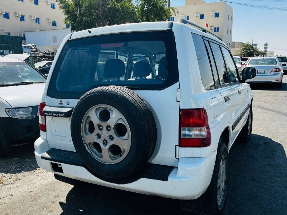 Mistubishi Pajero Mini 2004 - 4