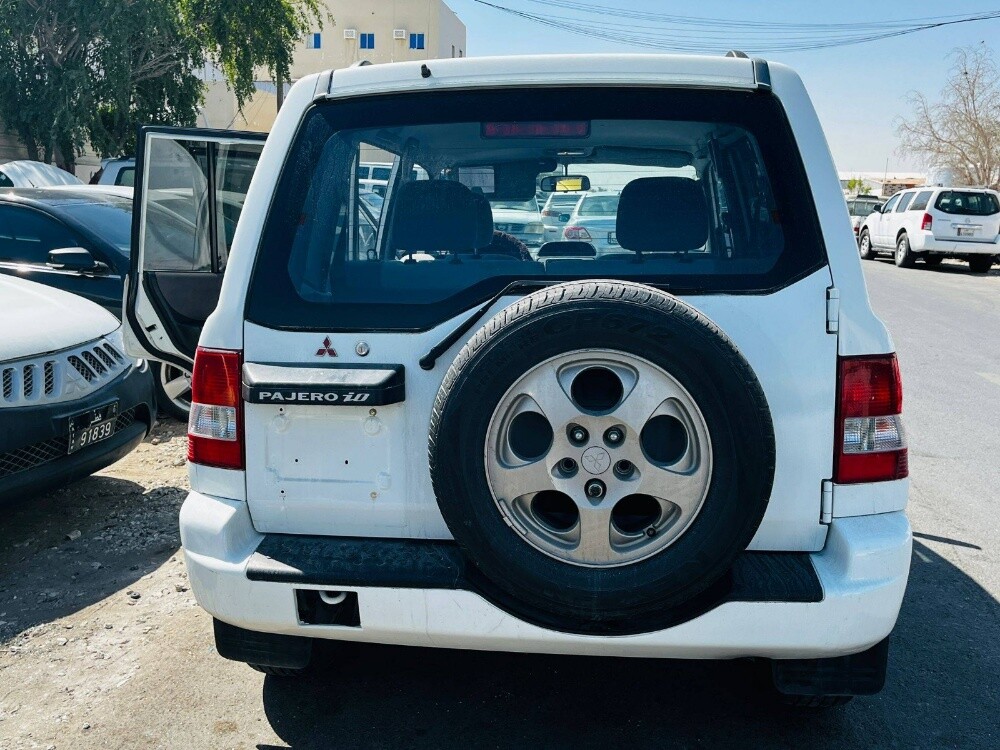Mistubishi Pajero Mini 2004 - 6