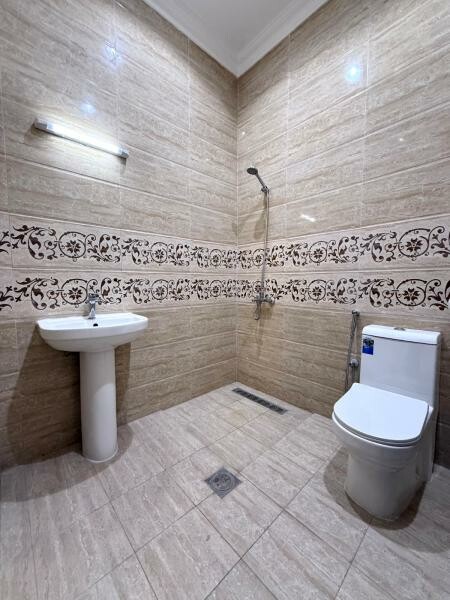 2BD | SEMIFURNISHED | 1 MONTH FREE - 4