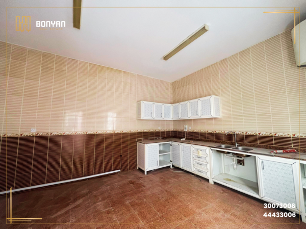 Spacious Standalone Villa in Izghaw - 4