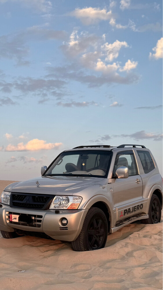 Mitsubishi pajero 3 door - 2