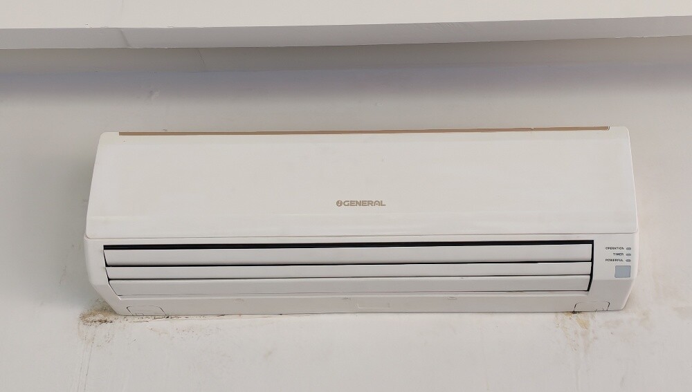 General 2.5 ton split Ac available - 2