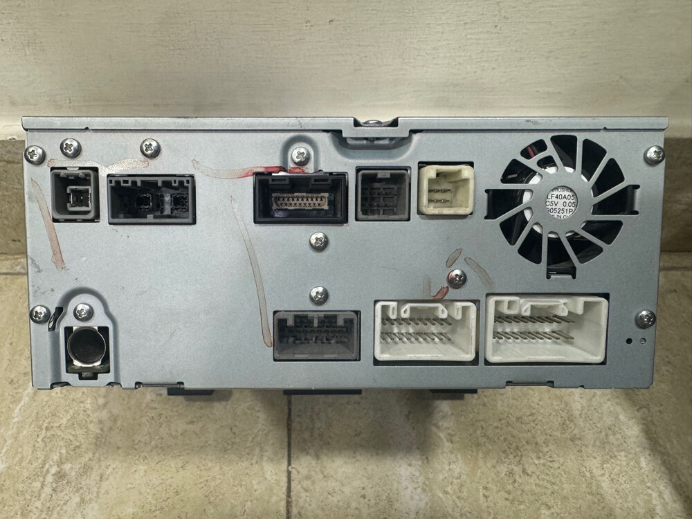 Mitsubishi - 3