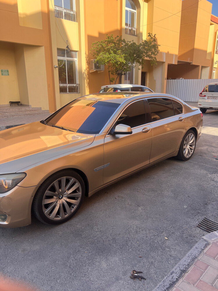 سيارة بي ام دبليو 740  - 6