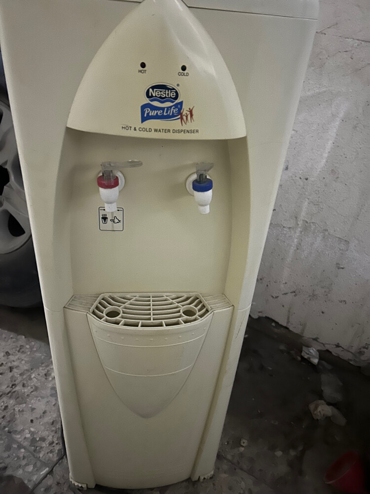 dispenser  - 1
