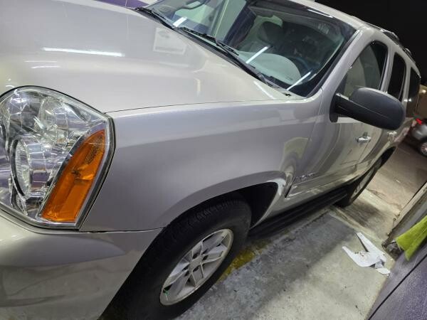 Urgent Sale-2009 GMC Yukon Family - 4