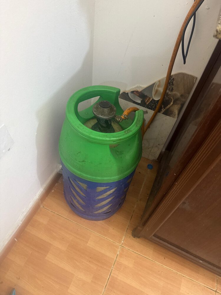 cooking gas and stove - 1