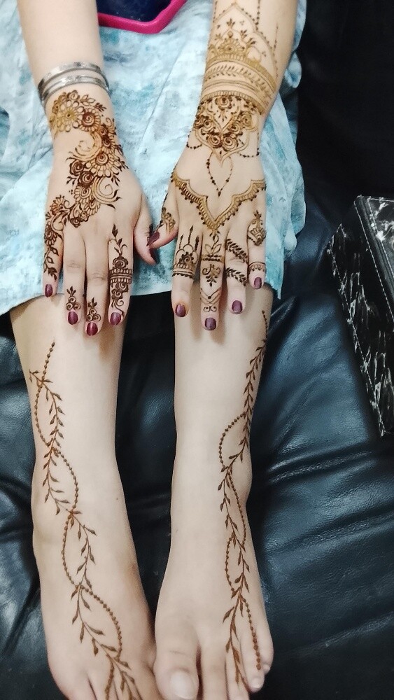 Henna artist Fathima's 66603198 - 7