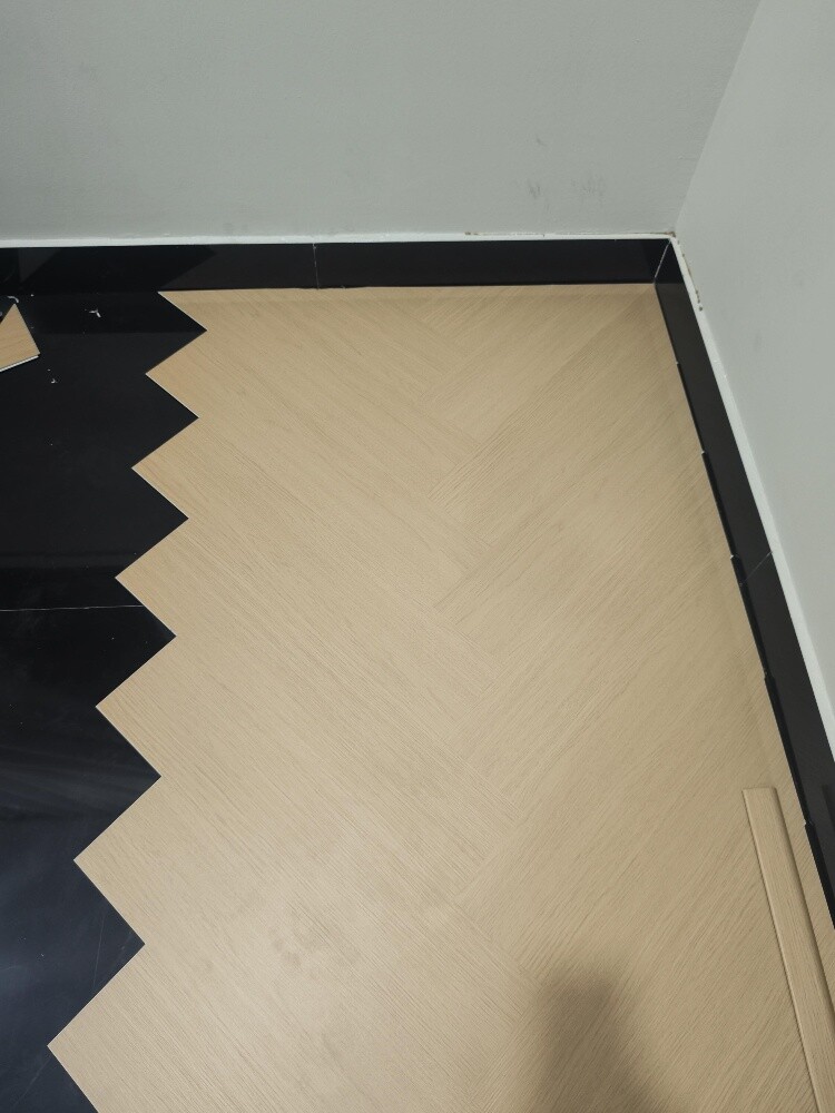 Zik zag parquet flooring - 14