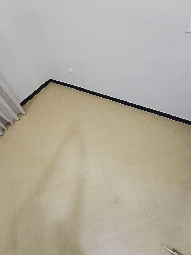 Zik zag parquet flooring - 2