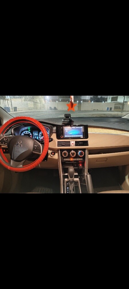 First owner Mitsubishi Xpander - 14