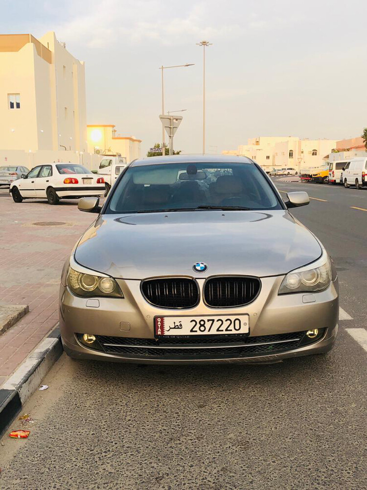 بس ام دبليو 525 اي موديل 2009 - 4