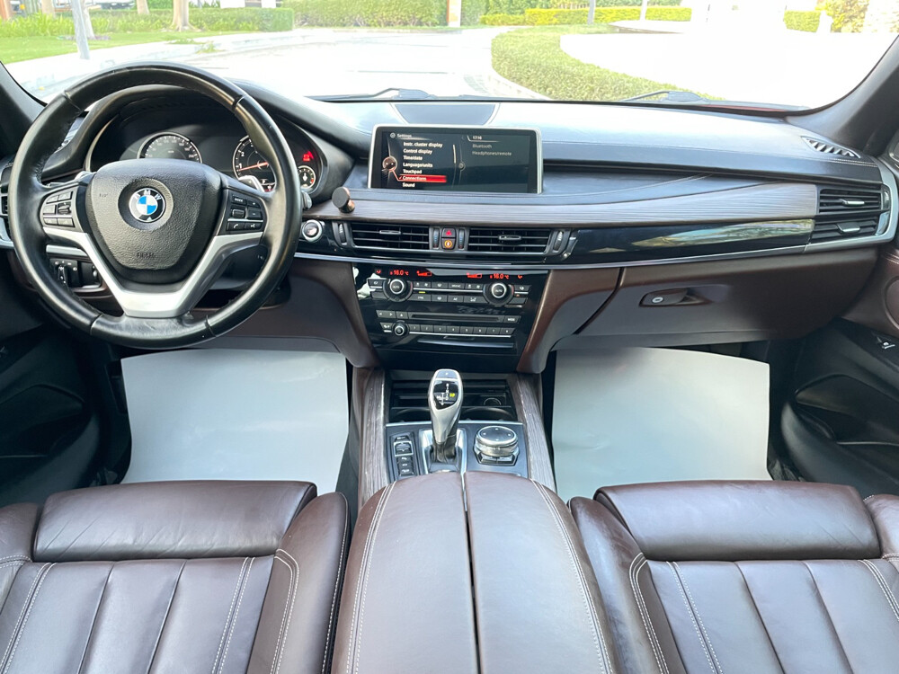 BMW X5 50i 2016 - 14
