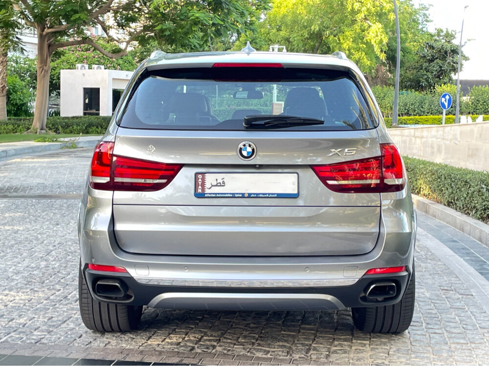 BMW X5 50i 2016 - 2