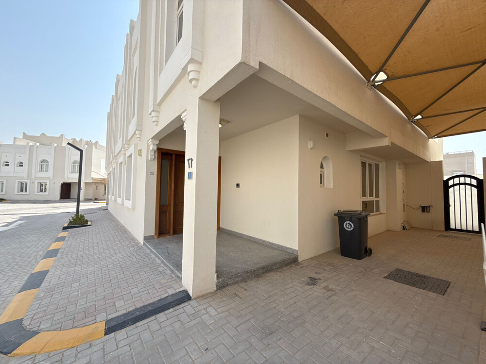 للايجار فلل في مريخ تشطيب راقي - 21