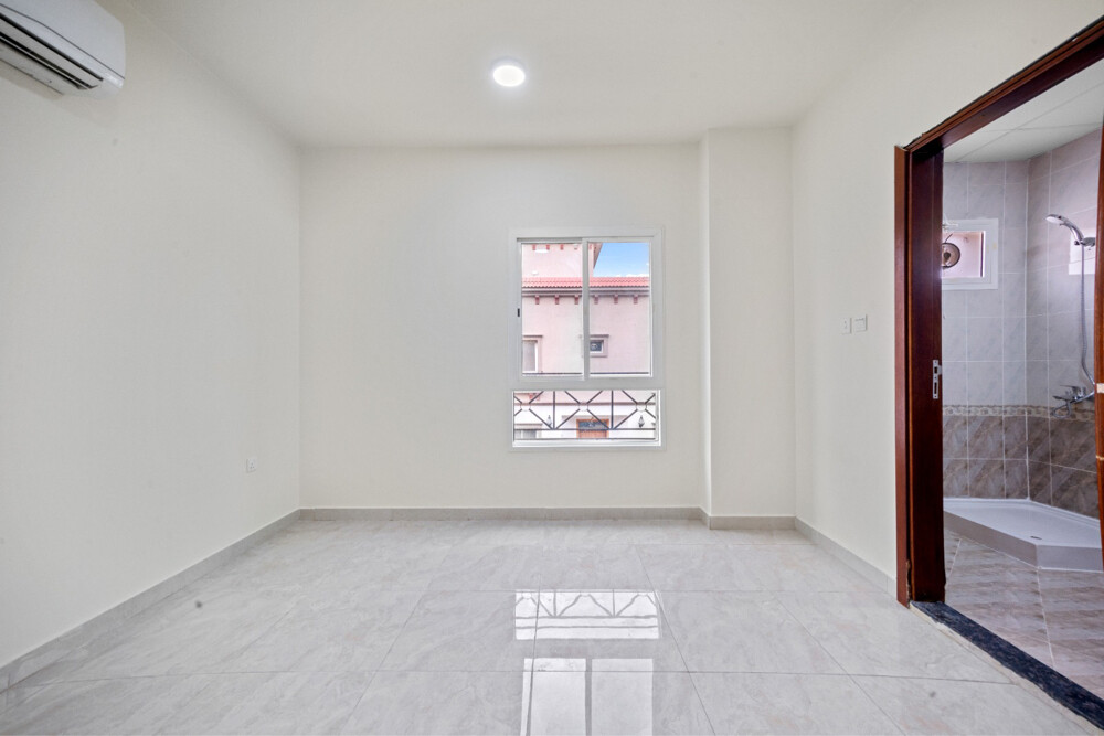  Villa For Rent in Abu Hamour  - 5