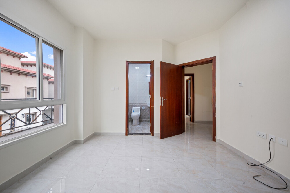  Villa For Rent in Abu Hamour  - 7