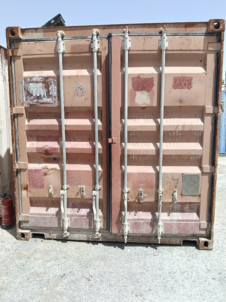 Four containers for sale - 9