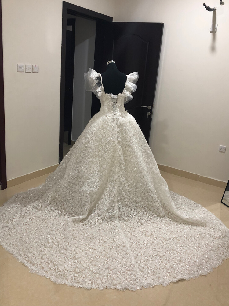 perfect use wedding dress  - 7