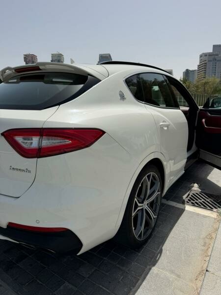 MASERATI LEVANTE GTS V8 - 6