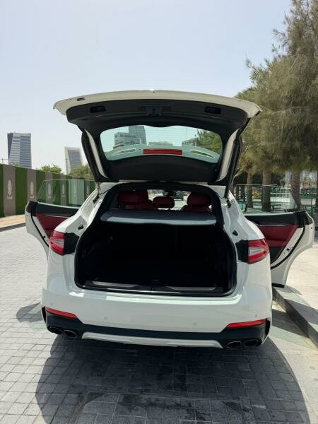 MASERATI LEVANTE GTS V8 - 7