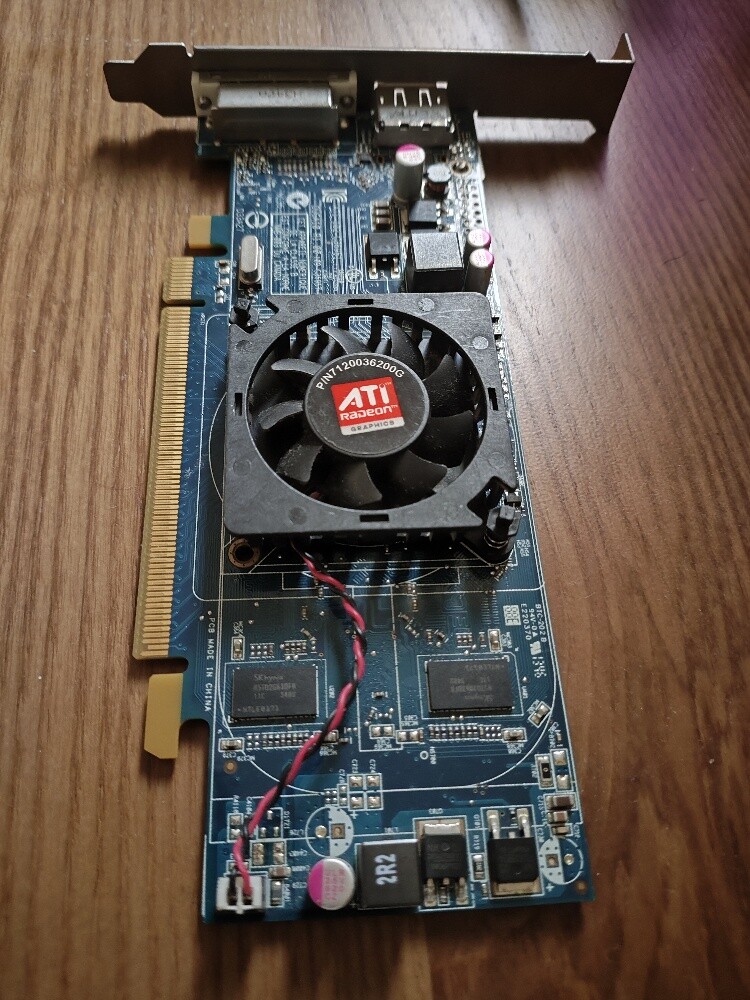 Radeon HD 8490 - 2