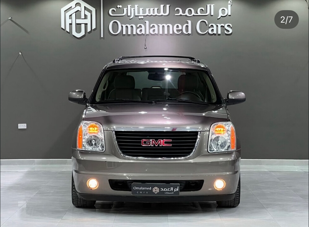 GMC YUKON XL - 2